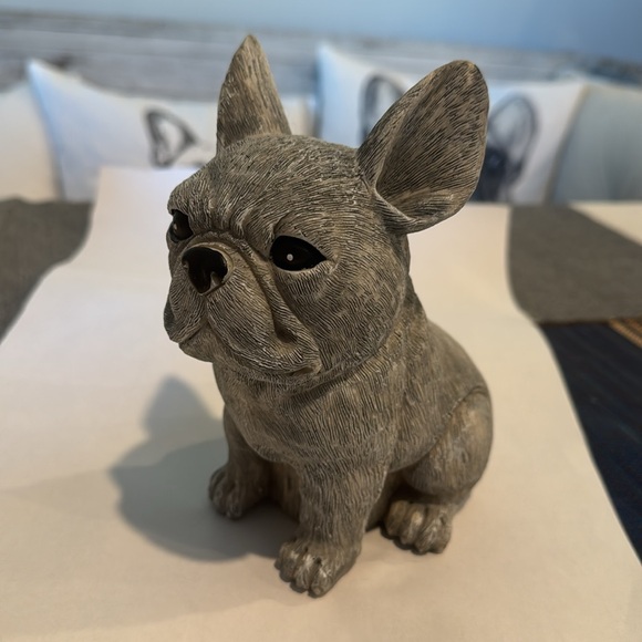 French Bulldog Statue. - Picture 2 of 3